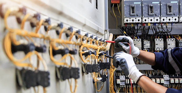 Professional Electrician technician working in Manchester, NH